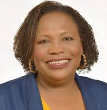 Social: Lluvia de bendiciones en este día para nuestra estimada Elba Alvarez  quien esta de fiesta de cumpleaños. Deseamos que Dios le colme siempre de  todo lo mejor y la pase súper