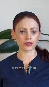 Dr Helen's Dental &...