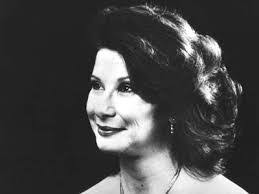 Constance Weir's Instagram, Twitter & Facebook