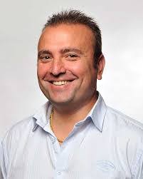 Alex Fraser's Instagram, Twitter & Facebook