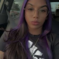 Ash Lee (@iamashhleee)