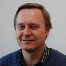 ESV Student Study Bible: Amazon.co.uk: Chapman, David, Collins, C. John,  Currid, John D., Dennis, Lane T., Grudem, Wayne, Schreiner, Thomas R.,  Alexander, T. Desmond, Arnold, Clinton E., Aucker, Brian, Baker, David W.,