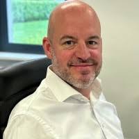 100+ "Thomas Smet" profiles