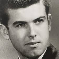 Bob Kelley, who popularized the Kelley Blue Book, has died