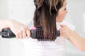 How to use revlon hair dryer brush. Honest Review Of The Revlon One Step Hair Dryer And Volumnizer