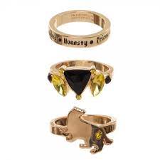 House Hufflepuff Harry Potter 3 Ring Set Officially Licensed Size 6 7 8 Badger Bioworld Harry Potter Ring Harry Potter Accessories Harry Potter Jewelry