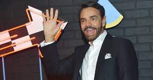 Search, discover and share your favorite eugenio derbez gifs. Eugenio Derbez To Receive Hispanic Heritage Award Popsugar Latina