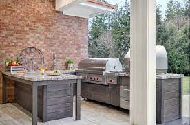An outdoor kitchen will make your home the life of the party. 3 Outdoor Kitchens To Get You Excited For Summer
