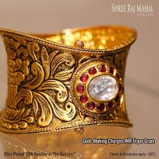 Today Is The Auspicious Day To Purchase Gold Avail The Best Festive Deals On Jewellery From Sh Gold Jewelry Fashion Bangles Jewelry Designs Gold Bride Jewelry