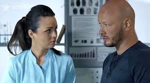 полицейский с рублёвки 5 сезон 1 серия смотреть бесплатно Olga Oleksij Iz Seriala Pes Kotoraya Skryvaet Svoego Muzha V 2020 G Znamenitosti Muzh Akter