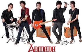 Tanpa ada ikatan pasti antara kau dan aku intro a bm d a tak perlu kau tanya lagi a siapa pemilik hati ini d a e kau tahu pasti dirimu. Lirik Dan Chord Lagu Mau Dibawa Ke Mana Armada Zonakamu
