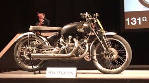 Just 15 'white shadows' in, you guessed it, white were sold in 1952. World Record Vincent Black Lightning Auction 929 000 Youtube