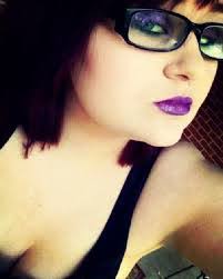 Tabitha Burdick's Instagram, Twitter & Facebook