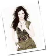 Unfortunately, after their forever is the world tour in 2010, the band decided to officially call it quits and focus more on their personal lives and families. Nightwish Sangerin Verlasst Weinend Die Buhne Laut De News