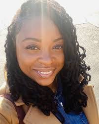 Marie Porter's Instagram, Twitter & Facebook