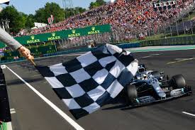 Magyar nagydíj f1 gp hungaroring, mogyoród élő közvetítés a futam kezdetéig countdown az élőközvetítés weboldala nem streamszerver, oldalunkon a különböző televíziók, rádiók, webkamerák adatfolyama (stream) érhető el, melyek működésére nincs ráhatásunk, így az esetleges adáskimaradásokat nem tudjuk befolyásolni. Index Sport Nezok Elott Rendeznek Meg Az F1 Es Magyar Nagydijat
