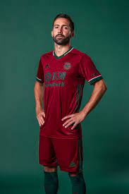 Below we are sharing home and away, dls 512×512 kits url that if you are a big fan of portugal football team and follower of cristiano ronaldo, then you. Wolves Unveil Portugal Inspired 2020 21 Third Kit Express Star