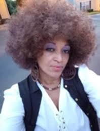 Veronica Biggs's Instagram, Twitter & Facebook