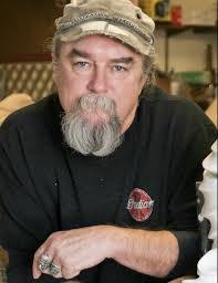 William Hewitt's Instagram, Twitter & Facebook