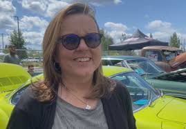 Family surprises daughter with restored vintage car 30 years after woman  sells it