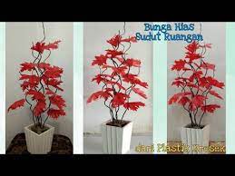 Bingkai sudut corak mudah gambar unduh gratisimej. Diy Bunga Hias Sudut Ruangan Daun Maple Dari Plastik Kresek How To Make Flower With Plastik Bag Youtube