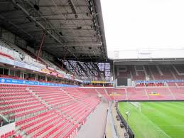 Auf dieser seite sind daten und informationen zu allen heimspielstätten des vereins psv eindhoven dargestellt. Philips Stadion Stadion In Eindhoven