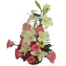 We only tested flower delivery services that had nationwide delivery options. Bonaire Jewels And Ivory Bouquet Flower Delivery Jewels And Ivory Bouquet Flower Delivery Bonaire Online Florist Bonaire