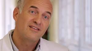 UVSQ Université de Versailles Saint-Quentin-en-Yvelines sur LinkedIn : Le  président de l'UVSQ, Alain Bui, a désigné le Professeur Francois Genet…