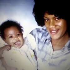 🔗: peoplem.ag/49Ac9m7 Rizzo noted grieving was incredibly difficult in and  of itself without "having small children or babies at home," adding, "I was  just able to focus