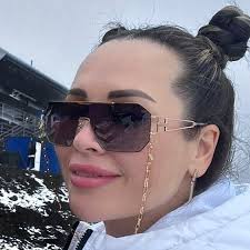 Você já me perguntou várias vezes eu já lhe respondi, se tiveres dúvidas eh  melhor não dar foi igual dinheiro lhe respondi até hoje nada.