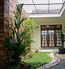 Rumah bali minimalis sepertinya tidak akan sempurna jika pada desainnya tidak menampilkan sebuah desain taman, nah pada desain kali ini kita juga memiliki dua buah taman, yaitu taman yang terletak di depan bangunan dan taman yang terletak di bagian belakang bangunan. Desain Rumah Minimalis Dengan Taman Di Belakang Wild Country Fine Arts