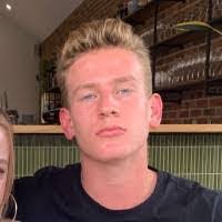 Shane Geyer's Instagram, Twitter & Facebook