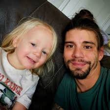 The king of Atlantis has arrived! 🧜‍♂️ Tavi Castro