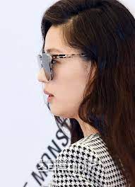 지난해 12월부터 이혼설이 불거졌으나 전지현은 이혼을 원치 않는다고 덧붙였다. í¬í†  ì „ì§€í˜„ ì™„ë²½í•œ ì˜†ëª¨ìŠµ ìŠ¤íƒ€íˆ¬ë°ì´