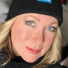 Josette Richardson's Instagram, Twitter & Facebook