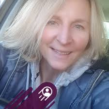 🐭 Mäuse fangen? Das kommt für den Engländer Simon nicht in Frage. Er hat  den kleinen Nagern mit viel Liebe zum Detail ein ganzes Dorf in seinem  Garten gebaut. Ob im Pub,