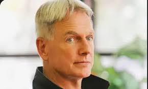 As Stephen Bienskie just mentioned, here are a few more pics of the "best  looking crew of GenX" ever seen. Enjoy!