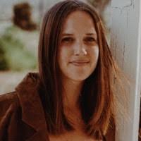 5600+ "Lucy's" profiles