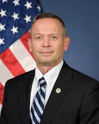 Mike Hooks Launches New Dredge “Lorraine Hooks"