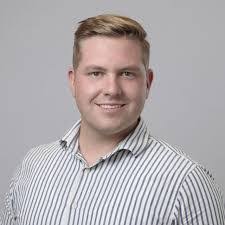 Maddison Richards's Instagram, Twitter & Facebook