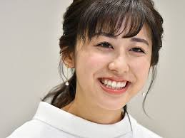 To be in a place) + せ (se, the 未然形 (mizenkei, imperfective) of honorific auxiliary verb su) + らる. ä½•ã‚‚ãªã„ ã‹ã‚‰ç››ã‚Šä¸ŠãŒã‚‹ åŸ¼çŽ‰çœŒå‡ºèº« æ–Žè—¤ã¡ã¯ã‚‹ã‚¢ãƒŠãŒèªžã‚‹åœ°å…ƒæ„› æœæ—¥æ–°èžglobe