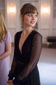 Bella Heathcote Style File Gallery Beauty Celebrity Beauty Beautiful Actresses