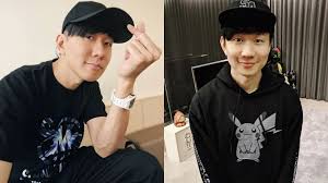Jj lin 林俊傑 新地球 演唱會vcr intro. å¾Œå°å¾ˆç¡¬ ç¶²ä¸€ä¼°ç‹— æž—ä¿Šå‚'å®¶ä¸– åš‡å‚» å®¶ä¸–èƒŒæ™¯ æ„Ÿæƒ… è² é¢æ–°èž Tvbsæ–°èžç¶²