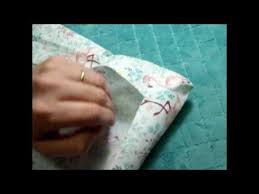 Caminho De Mesa Com Canto Mitrado Dica Da Tia Lili Toalhinha Ou Caminho De Mesa Com Canto Mitrado Youtube Placemats Sewing Patchwork
