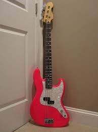Mark hoppus' bass guitars including the fender mark hoppus jazz bass, fender american standard precision bass (duplicate), and fender american what kind of bass guitars does mark hoppus use? The Official Mark Hoppus Signature Owners Club Page 7 Talkbass Com