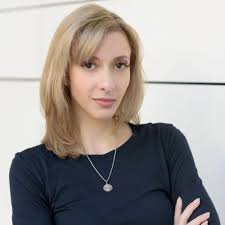 Lee Grayson's Instagram, Twitter & Facebook