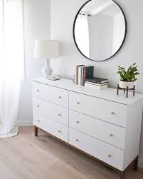 5 Diy Pour Relooker Votre Commode Tarva Ikea Shake My Blog En 2020 Chambre A Coucher Ikea Deco Chambre Ikea Chambre A Coucher Idee