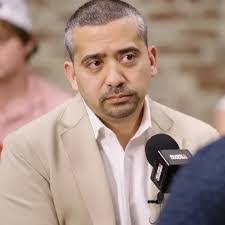 Robbie Goodwin's Instagram, Twitter & Facebook