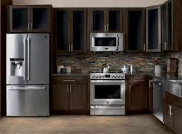 Browse a wide selection of small kitchen appliances, including blenders, toasters, food processors, coffee makers and more, in every color and finish. New Kenmore Pro Kitchen Appliance Suite Delivers Luxury Performance At An Affordable Price