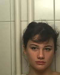 Eva Cain (@evaacain) • Instagram photos and videos